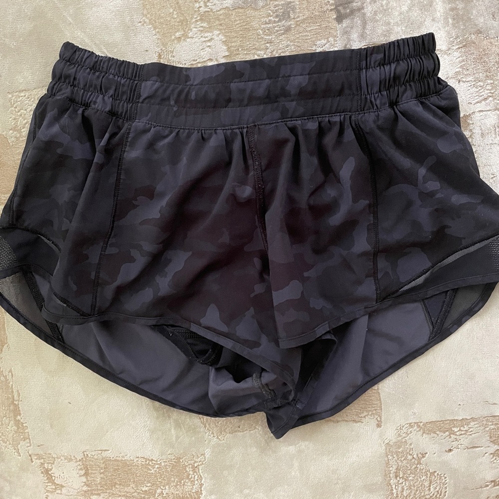 LULULEMON CAMO SHORTS